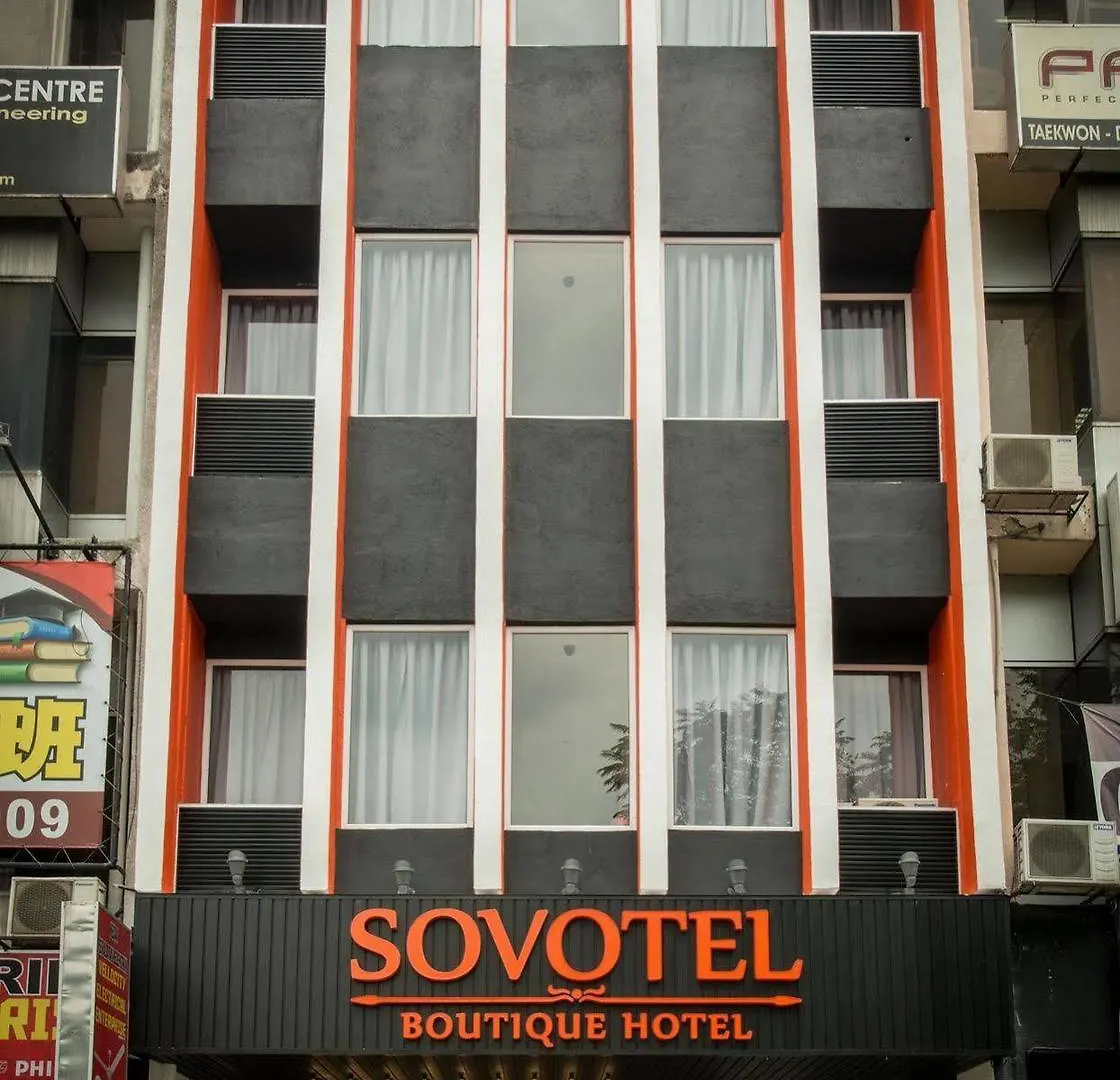 Sovotel @ Uptown 36 contacts